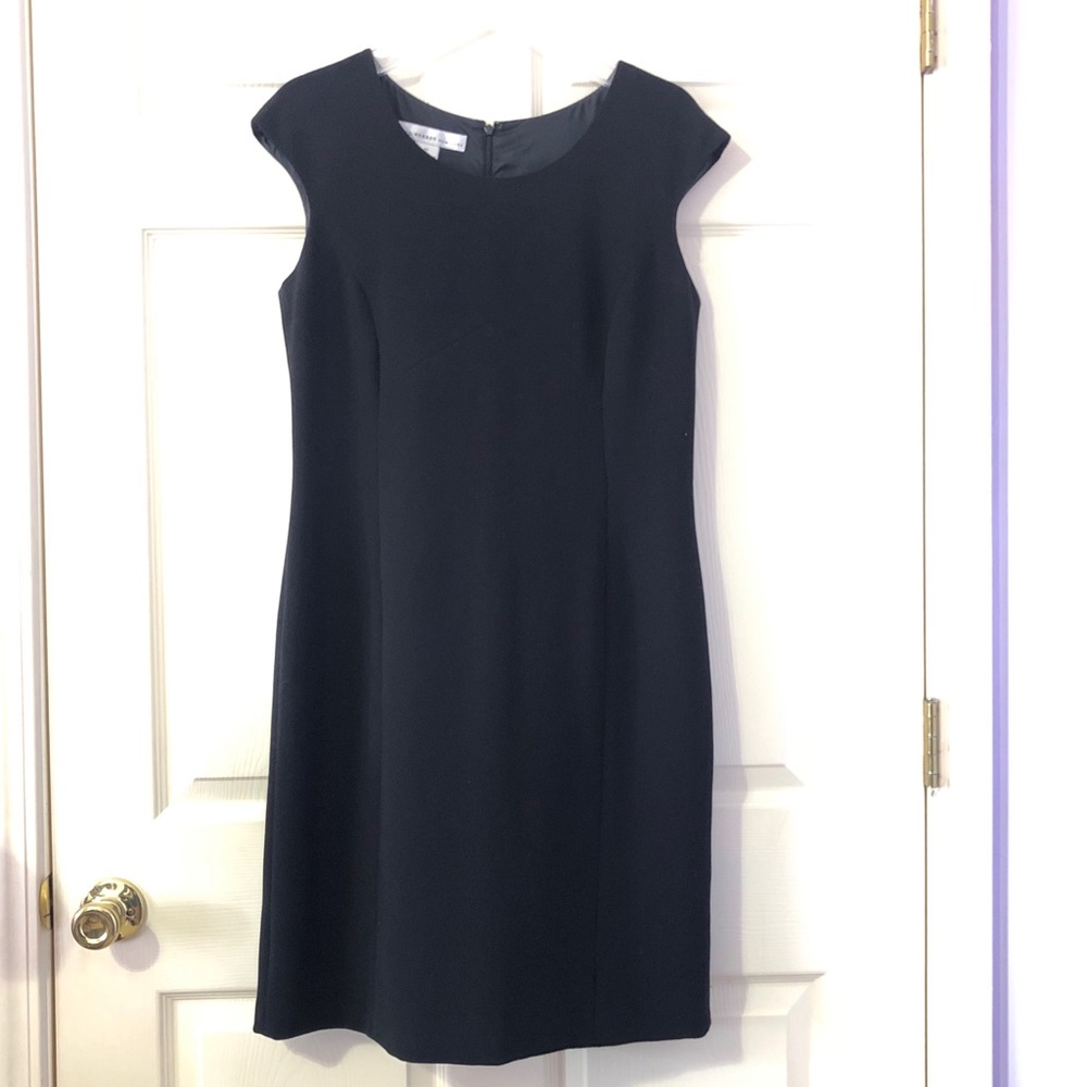 David Warren New York Black Sleeveless Dress